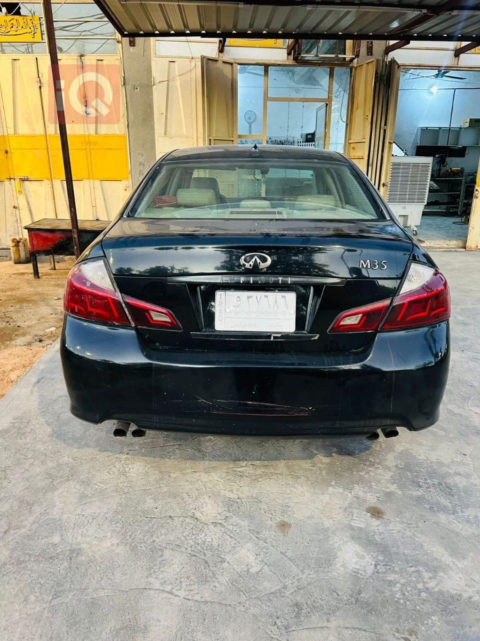 ئینفینیتی M